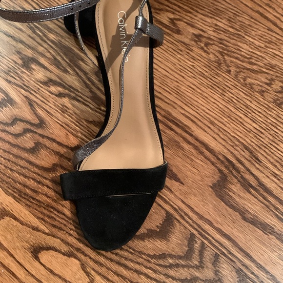 Calvin Klein heels - Picture 5 of 5
